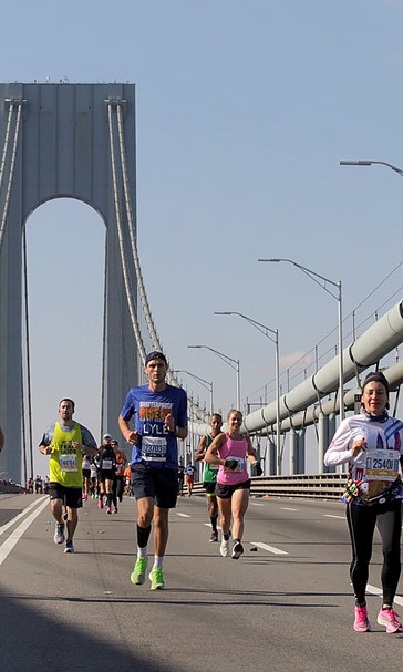 Jepkosgei wins NYC in 1st marathon, Kamworor takes men's